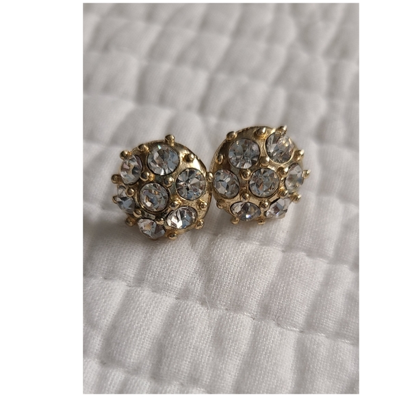 Earings - Picture 1 of 1